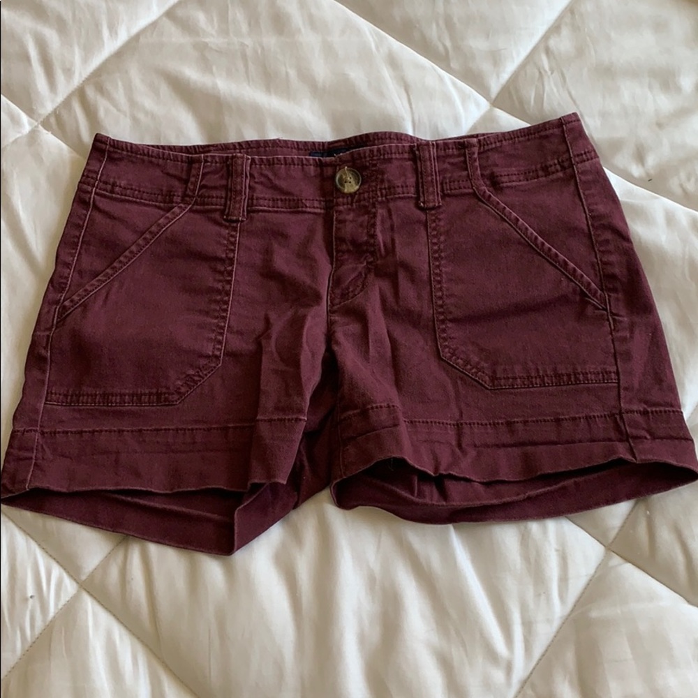 Maroon midi American Eagle shorts